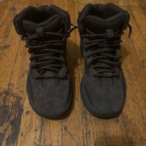 Yeezy Men's Black High-Top Suede and Mesh Boots